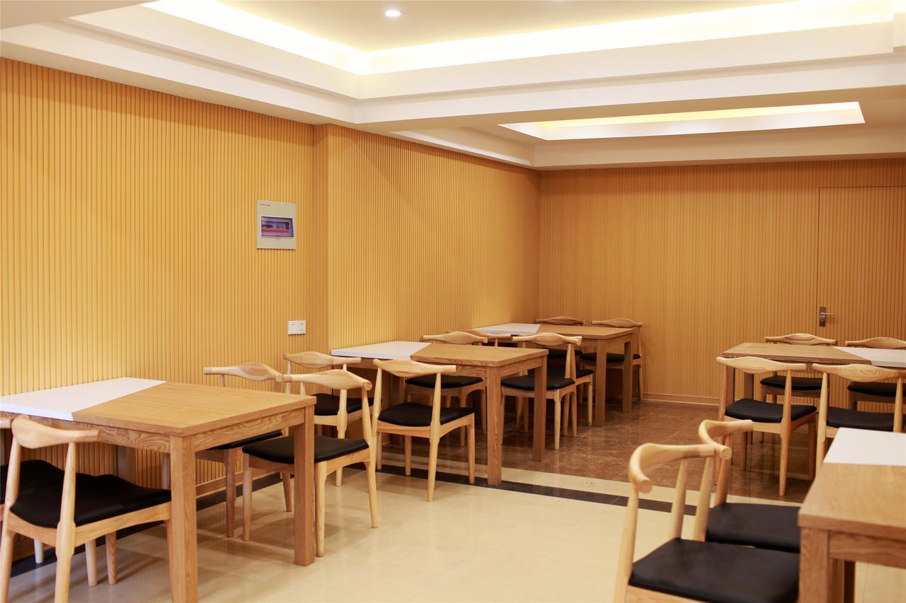 Greentree Inn Xinjiang Fukang Fukang Business Hotel Changji Buitenkant foto