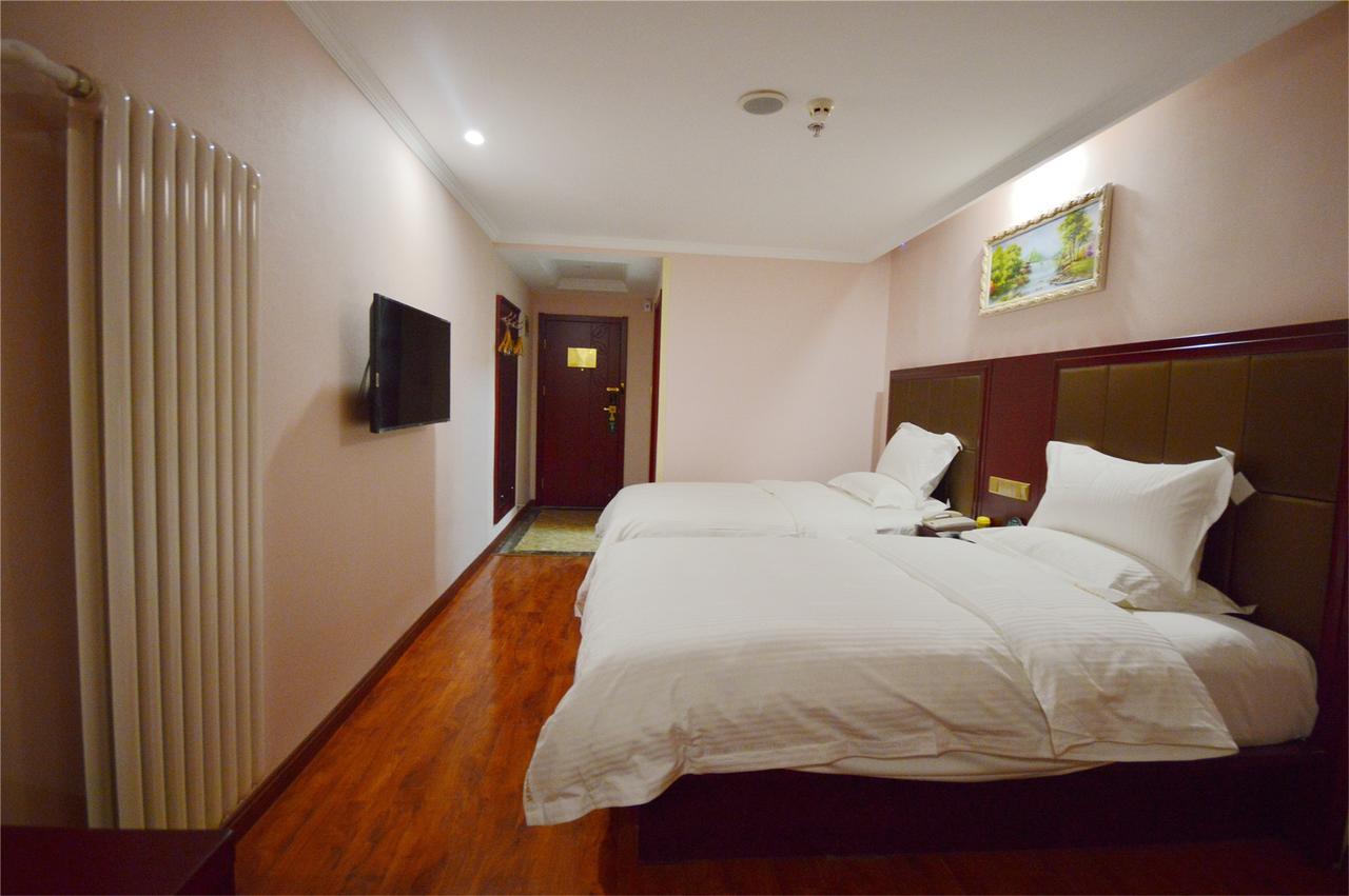 Greentree Inn Xinjiang Fukang Fukang Business Hotel Changji Buitenkant foto
