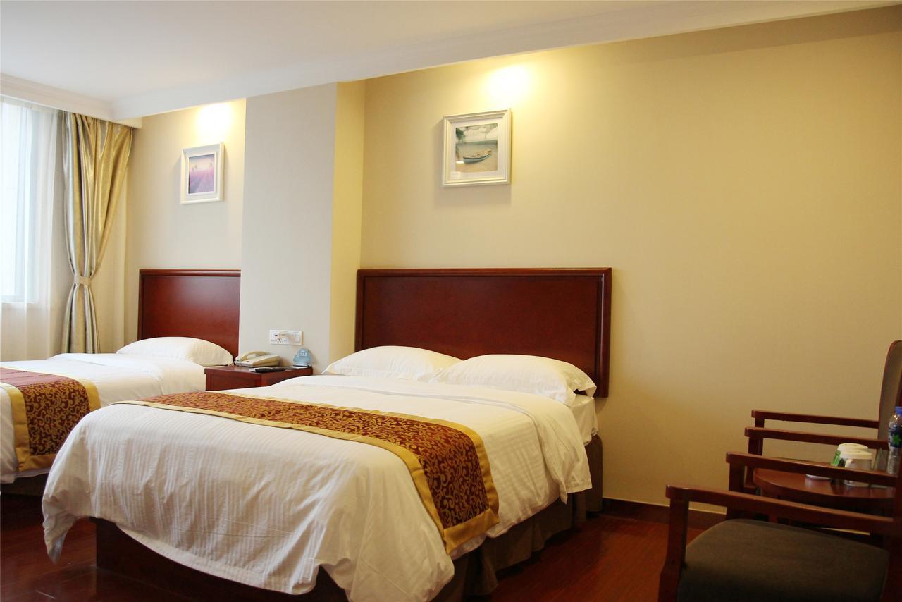 Greentree Inn Xinjiang Fukang Fukang Business Hotel Changji Buitenkant foto